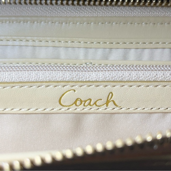 Coach Poppy Continental Wallet - Picture 10 of 16